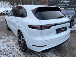 Porsche Cayenne foto 2