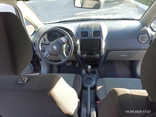 Suzuki SX4 foto 7