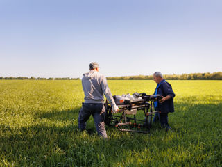 Agro drone stropirea cu erbicide tratarea împotriva bolilor și dăunătorilor drona agricola агродрон foto 3