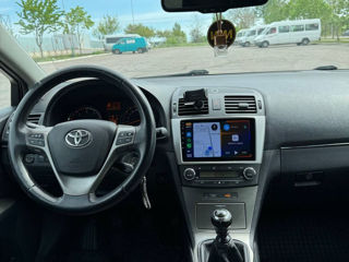 Toyota Avensis foto 3