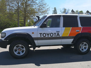 Toyota Land Cruiser foto 9