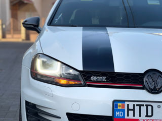 Volkswagen Golf foto 4
