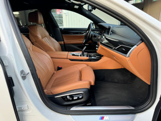 BMW 7 Series foto 15