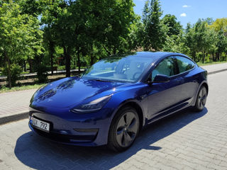 Tesla Model 3 фото 3