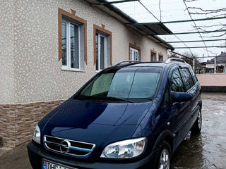 Opel Zafira foto 3