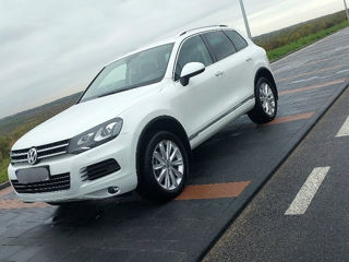 Volkswagen Touareg foto 9