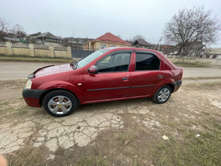 Dacia Logan foto 4