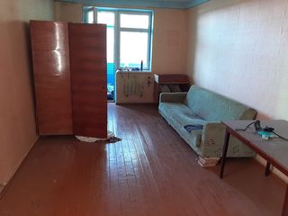 Продается 2-х комнатная квартира без ремонта возле Крепости foto 1