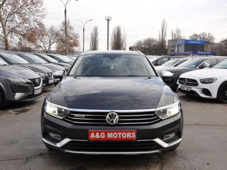 Volkswagen Passat foto 2