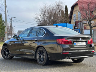 BMW 5 Series foto 5