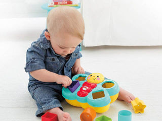 Jucarie cu activitati-Fluturasi cu forme, Fisher Price foto 2