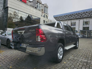 Toyota Hilux foto 6