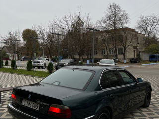 BMW 7 Series foto 6