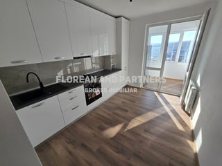 Apartament cu 2 camere, 68 m², Buiucani, Chișinău foto 2