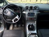 Ford Galaxy foto 4