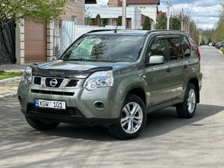 Nissan X-Trail foto 1