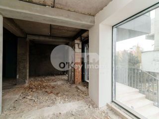 Spațiu comercial, 200 mp, Centru, 640000 € ! foto 3