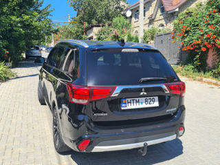 Mitsubishi Outlander foto 10