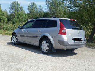 Renault Megane foto 2