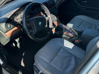 BMW 5 Series foto 5