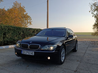 BMW 7 Series foto 2