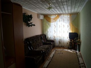 Urgent!Apartament euroreparat cu 3 odai in Telenesti!! foto 7