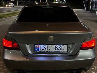 BMW 5 Series foto 5