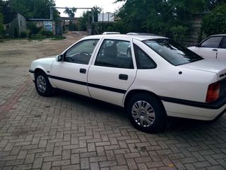 Opel Vectra foto 2