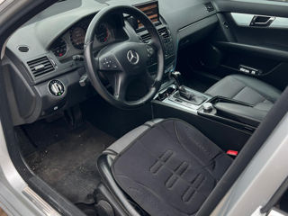 Mercedes C-Class foto 7