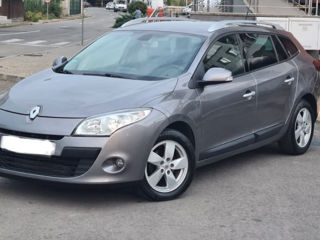 Renault Megane foto 2