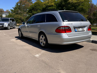 Mercedes E-Class foto 3