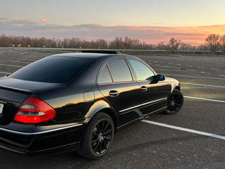 Mercedes E-Class foto 5