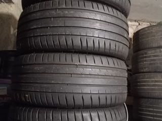 235/40/R18. Michelin pilot sport 4