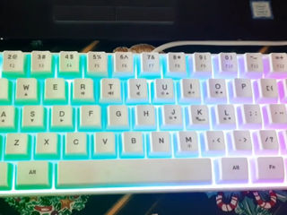 Tastatura luminoasa pentru jocuri foto 1