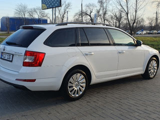 Skoda Octavia foto 3