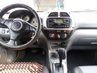 Toyota Rav 4 foto 2