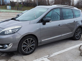 Renault Grand Scenic foto 2