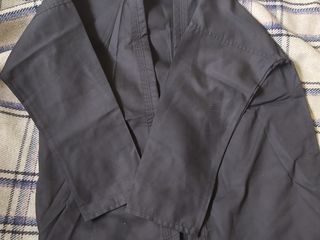 Продам кимоно и синюю куртку (плотная фактура) foto 3