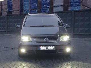 Volkswagen Sharan фото 10