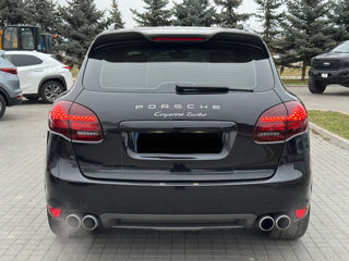 Porsche Cayenne foto 6