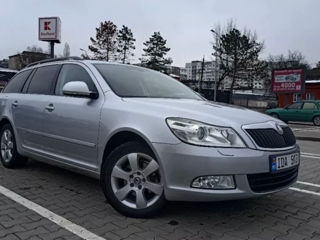 Skoda Octavia foto 1