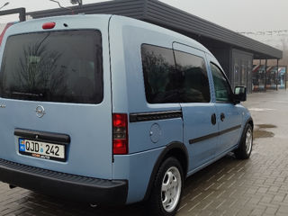 Opel Combo foto 9