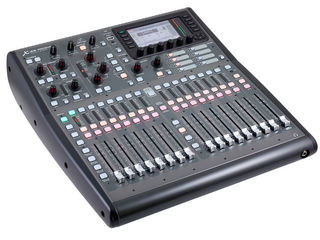 Mixer digital Behringer X32 Producer. livrare în toată Moldova,plata la primire foto 3