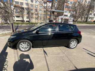 Toyota Auris foto 3