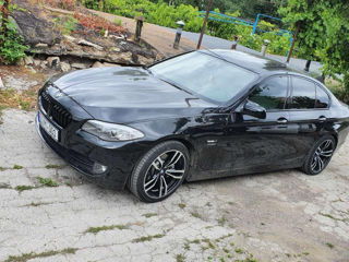 BMW 5 Series foto 7