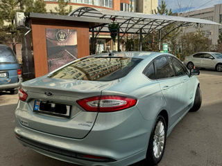 Ford Fusion foto 3