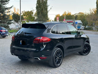 Porsche Cayenne foto 4