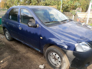 Dacia Logan foto 2