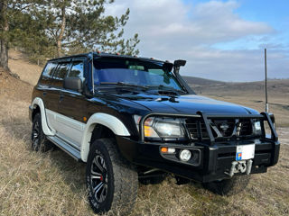 Nissan Patrol foto 2