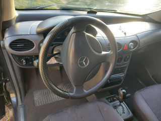 Mercedes A-Class foto 7